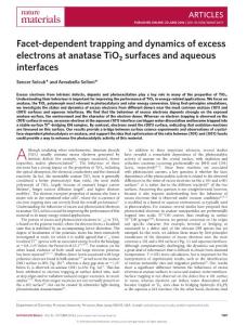 nmat4672-Facet-dependent trapping and dynamics of excess electrons at anatase TiO2 surfaces and aqueous interfaces