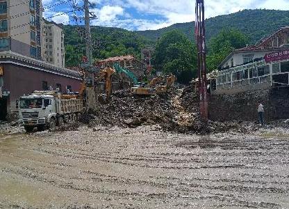 溃决型泥石流危害及其防治措施